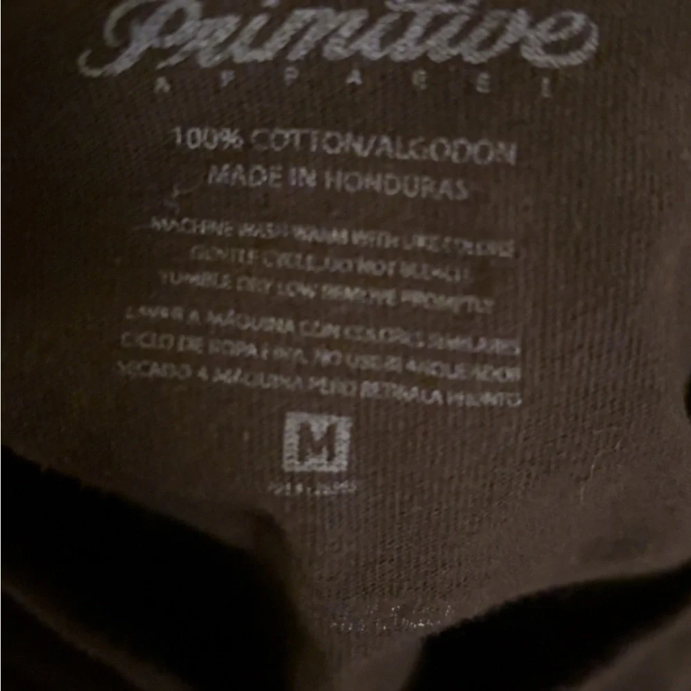 Primitive tshirt - Picture 3 of 3